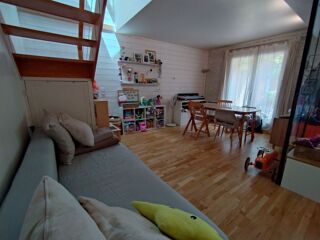  Appartement à louer 3 pièces 75 m²