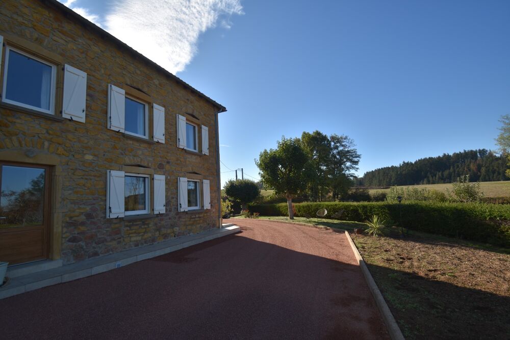 Vente Maison Maison en Pierre de 124 m² - 4 chambres, dépendances et grand terrain de 28 000 m² Mars
