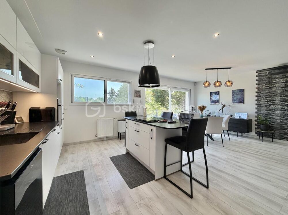 Vente Maison SUPERBE MAISON DE PLAIN-PIED DE 130 m² - 4 Chambres - Terrain 2 327 m² - DPE B - Sans Vis-à-Vis - Armentières-en-Brie Meaux