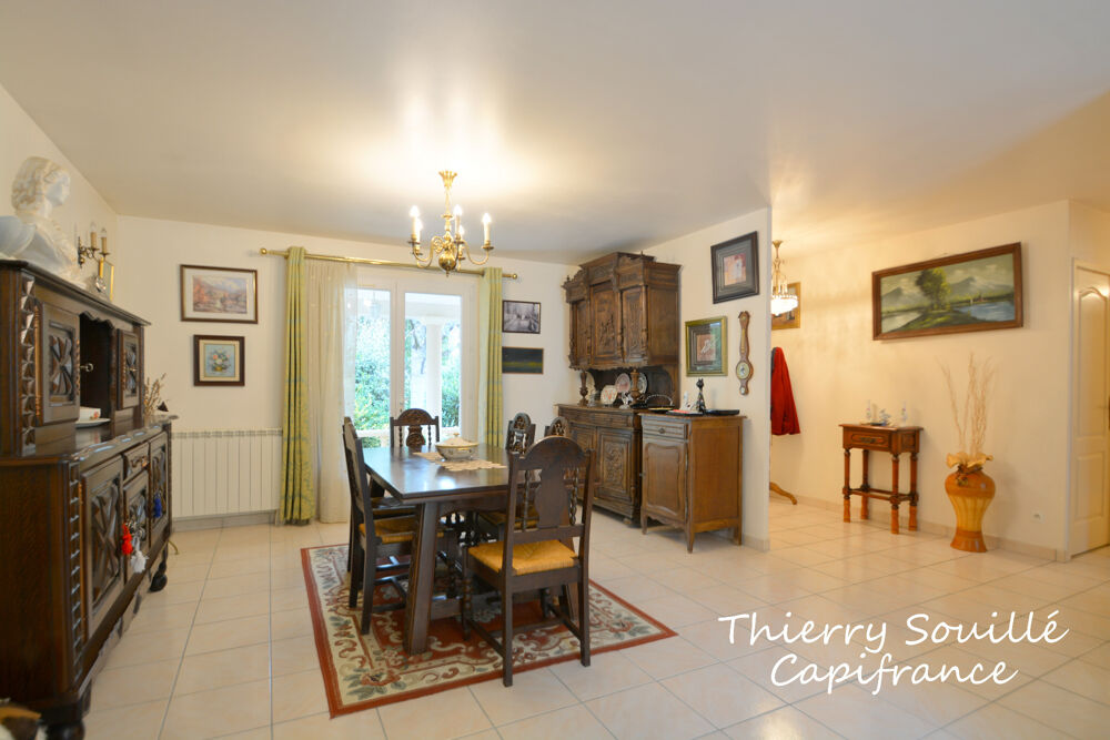 Vente Maison Maison, 5 pièces, 110m², grand parc + garage Gours