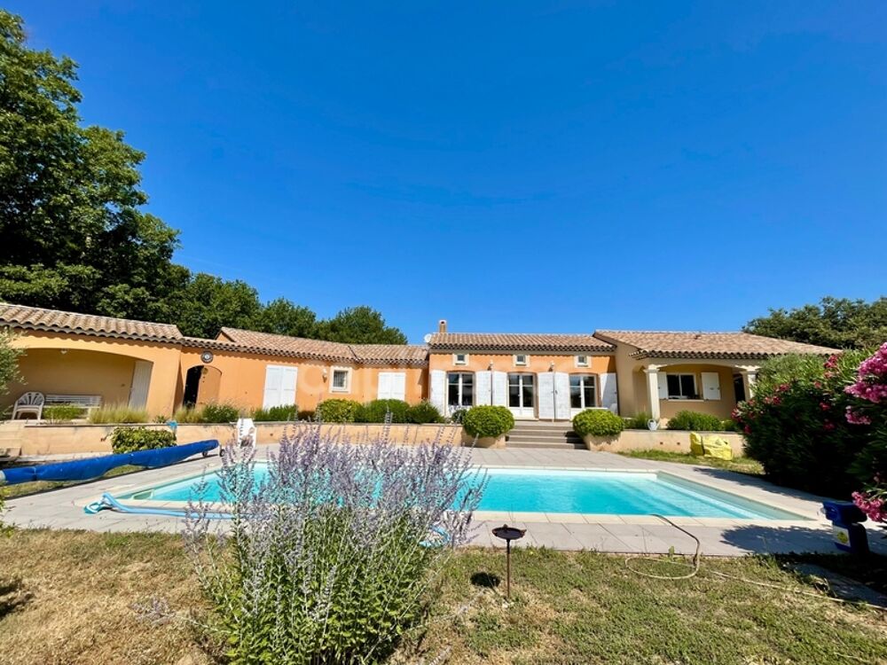 À VENDRE LAURIS (84) Propriété dexception de plain-pied avec piscine et jardin paysager d'env 3000 M2