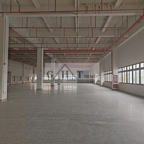   Entrepôt 1700m² Aulnay-sous-bois 