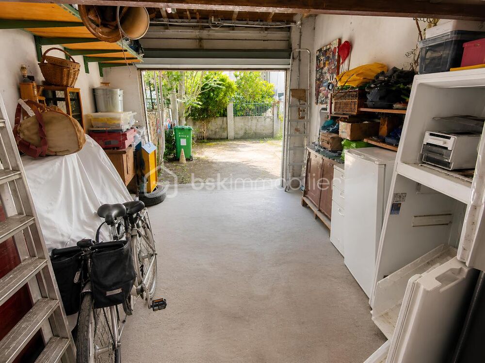 Vente Parking/Garage � vendre - 2 garages c�te � c�te � 0� de charges � Faible taxe fonci�re � Toulon Ouest (Place Parmentier) - 33 000 � Toulon