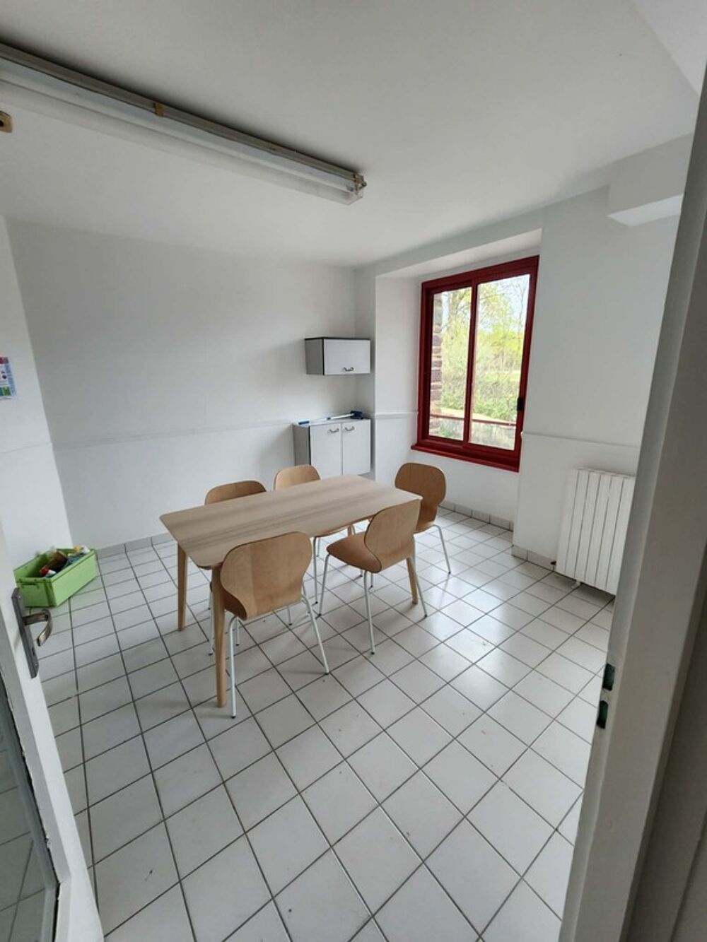   A LOUER – ESPACES DE BUREAUX DANS UN CADRE EXCEPTIONNEL AUX PORTES DE RENNES Guichen