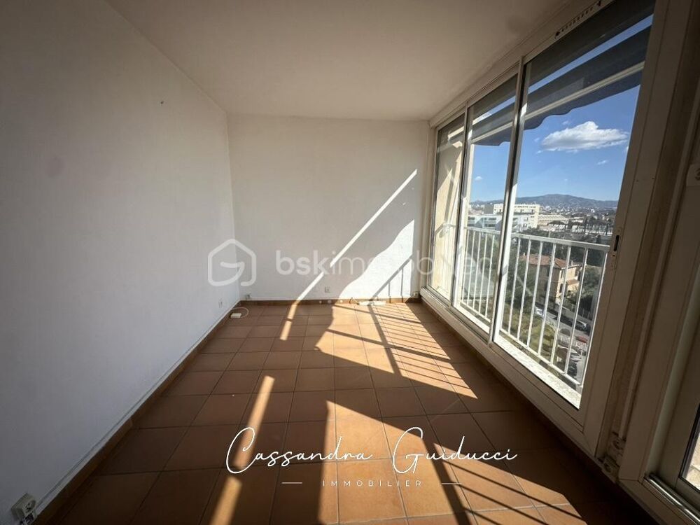 Bel appartement T4 traversant - 6ème étage - Vue Mer