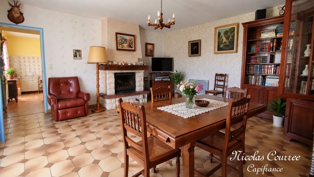 Maison à rénover avec jardin  Beau potentiel  Chauray (79180)