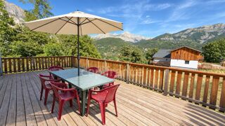  Chalet à vendre 7 pièces 214 m²