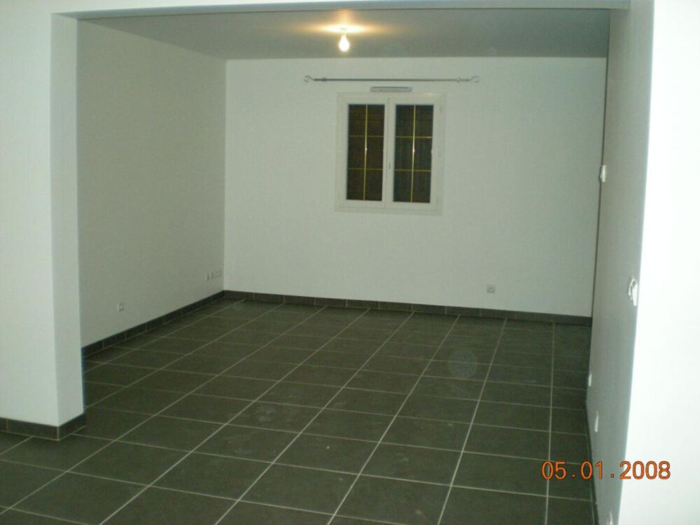 Vente Maison Maison familiale 3 chambres, garage, gare à pieds, Bonneval Bonneval