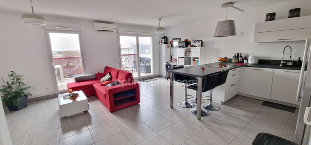 DERNIER ETAGE, VASTE SEJOUR, TERRASSE SUD, GRAND GARAGE!