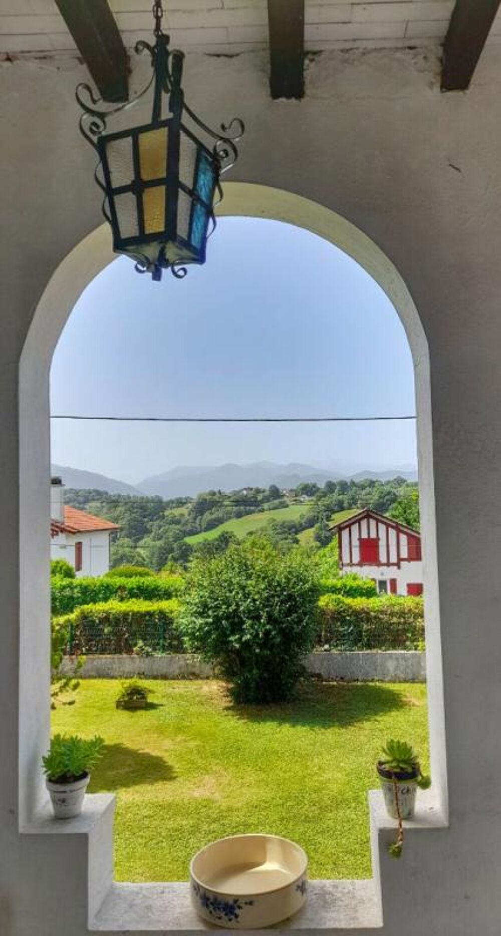 Maison de caractère avec panorama exceptionnel sur les Pyrénées