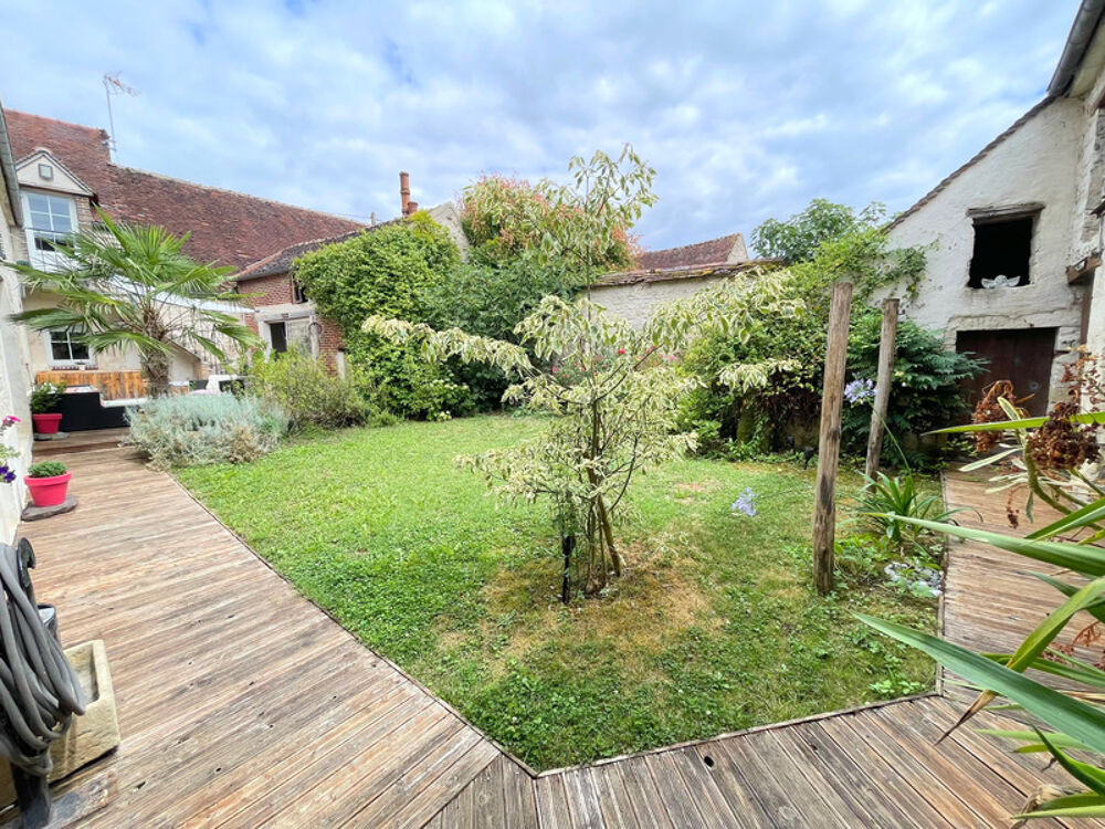 Vente Maison Maison à vendre 7 pièces CHARMOY (89) Charmoy