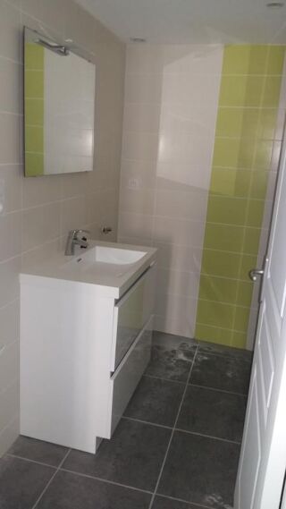  Appartement à louer 2 pièces 40 m²