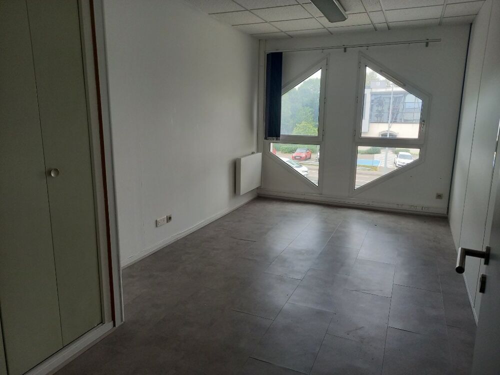   A LOUER - BUREAUX Ecole valentin