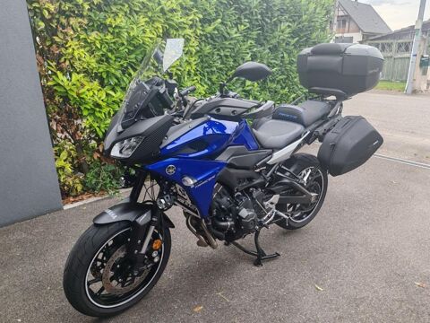 YAMAHA 2017 occasion 67600 Bindernheim
