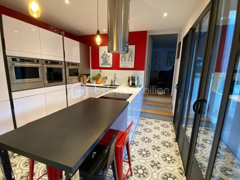 Maison de caractère 1900  195 m² habitables  Quartier Paul Bert, Tours