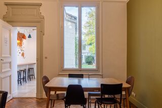  Maison � vendre 15 + pi�ces 328 m�