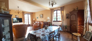  Maison à vendre 11 pièces 239 m²