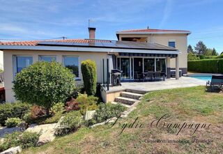  Propri�t�/ch�teau � vendre 9 pi�ces 215 m�