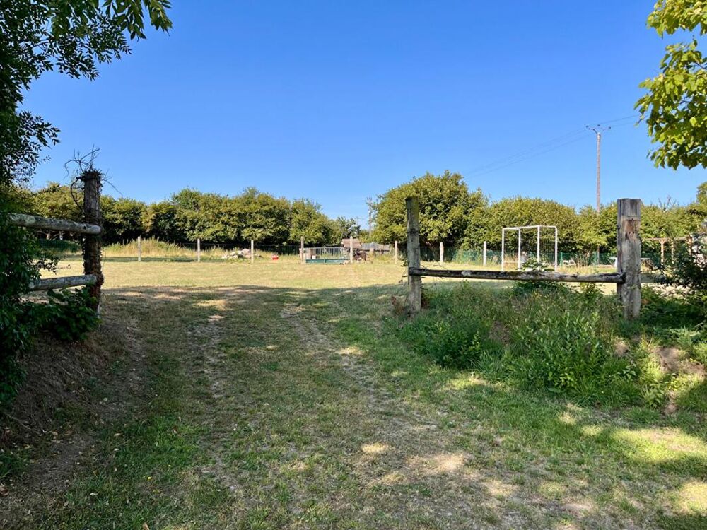 Vente Terrain TREPREL superbe terrain de 2320 m2 Treprel