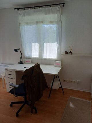  Appartement à louer 1 pièce 28 m²