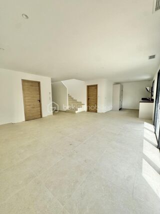  Villa � vendre 4 pi�ces 105 m�
