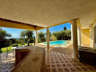  Villa � vendre 5 pi�ces 200 m�