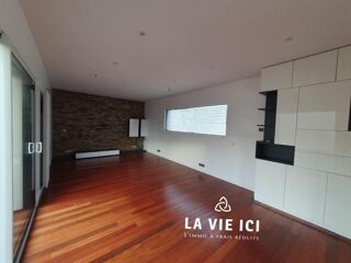  Maison  vendre 9 pices 220 m