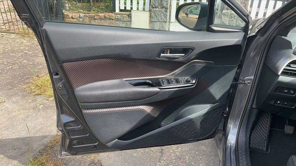 C-HR 1.2 DIG-T 116 Distinctive 2018 occasion 35133 Beauce