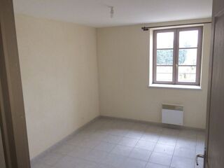  Appartement à louer 3 pièces 90 m²