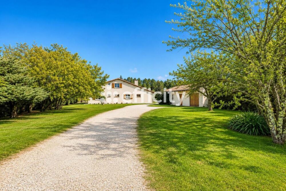 Vente Propriété/Château Demeure Salles