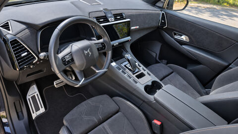 DS7 1.6 THP 225 Hybride e-EAT8 Performance Line + - Automatique 2021 occasion 17000 La Rochelle