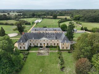  Propri�t�/ch�teau � vendre 15 + pi�ces 800 m�