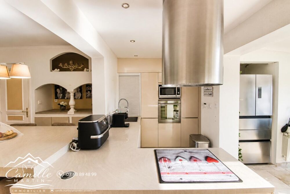 Appartement Saint Raphael 5 pièce(s) 122 m2 avec jardin, parking et piscine