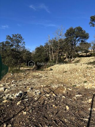  Terrain à vendre 595 m²
