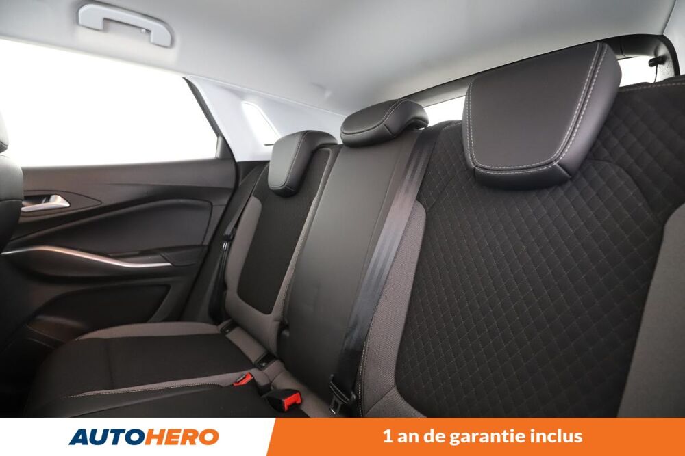 Grandland 1.5 Diesel Business Elegance Auto 130 ch 2022 occasion 92130 Issy-les-Moulineaux