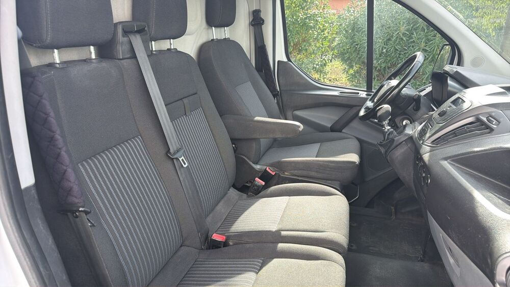 Transit Custom VU 2.0 TDCi 130 L2H1 Trend Business 2017 occasion 34490 Lignan Sur Orb