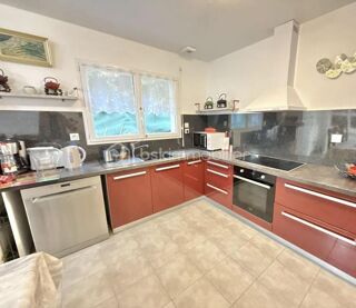  Propri�t�/ch�teau � vendre 5 pi�ces 106 m�