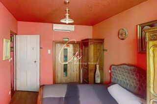  Appartement � vendre 8 pi�ces 212 m�