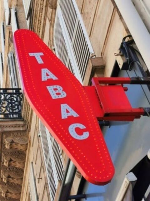 **&Agrave; vendre – Bar Tabac FDJ Multiservices au cœur d'un village de la C&ocirc;te d'&Eacute;meraude** 165000 22130 Plancoet