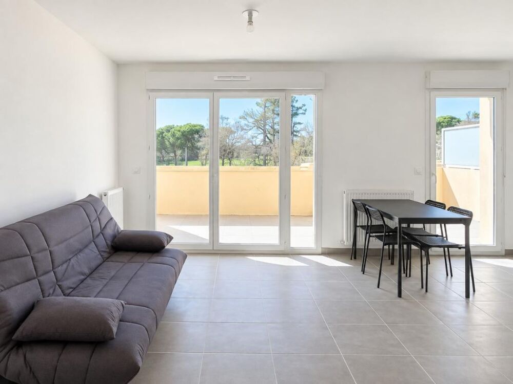 Location Appartement Studio neuf meublé avec terrasse et garage à ORANGE Orange