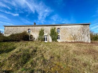  Remise / Grange � vendre 2 pi�ces 250 m� Verteuil sur charente