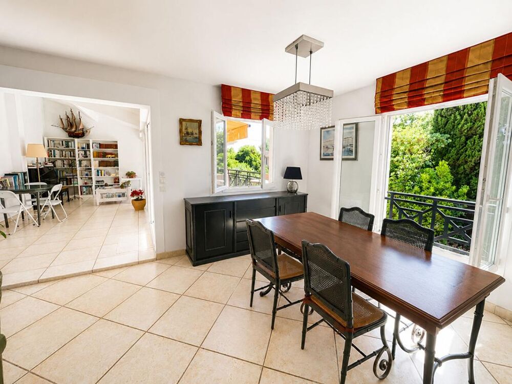 Appartement 4 pièces en dernier étage avec terrasse