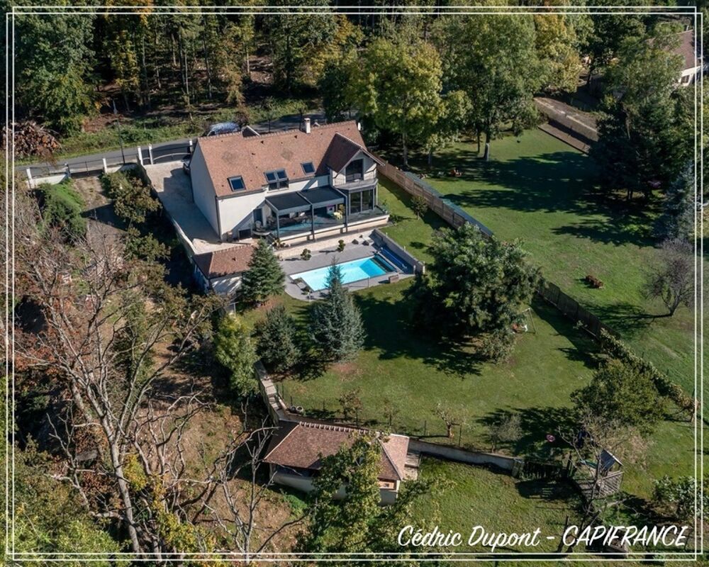 Maison à vendre 8 pièces 285m2 + garage + cave + terrasse + piscine - MONTGE EN GOELE (77)