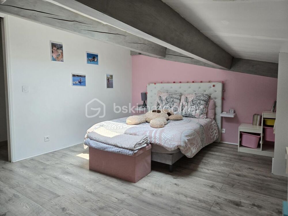 à vendre  Propriété/château Antibes (06600)