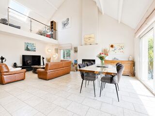  Maison à vendre 8 pièces 236 m²