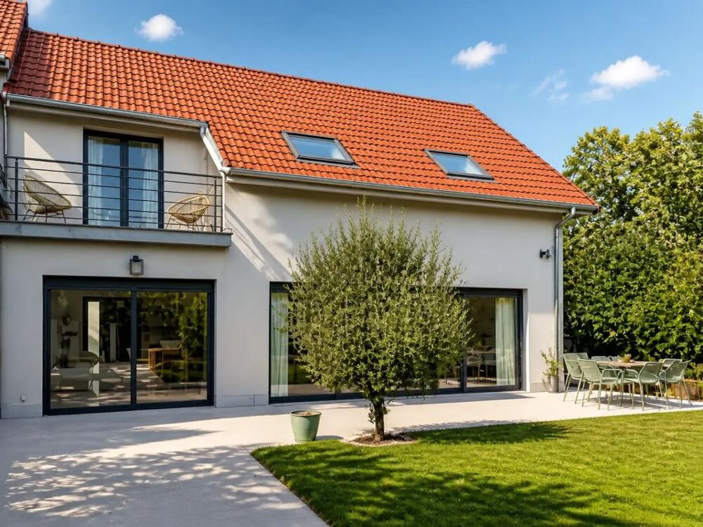Vente Maison Maison de 6 pièces de 157 m² + sous-sol de 60 m2 à Marly-le-Roi Marly le roi