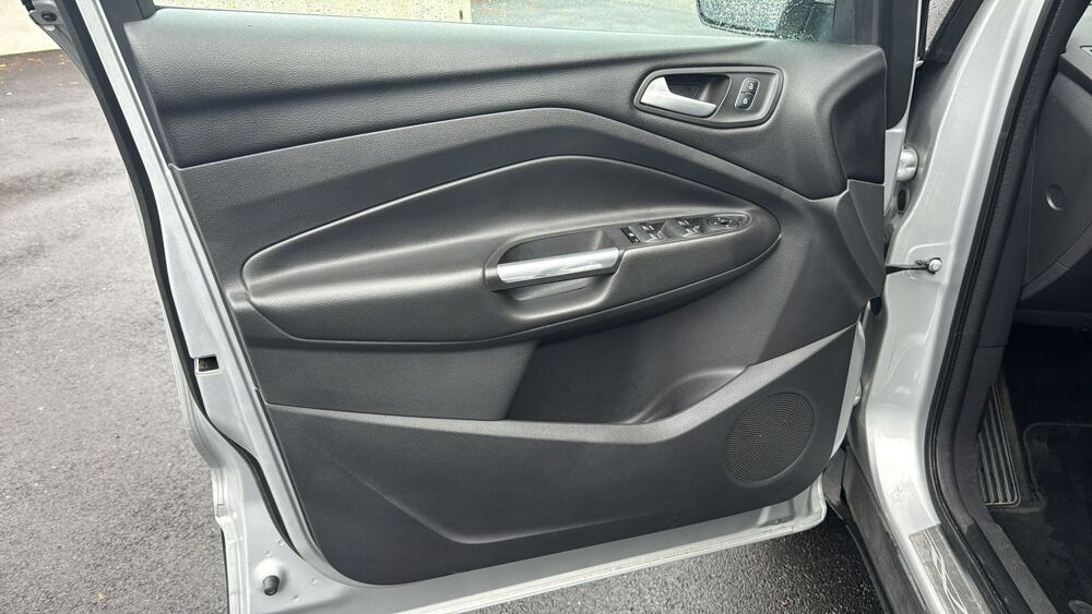 Kuga 1.5 EcoBoost 150 Flexifuel BVA6 Titanium 2019 occasion 56500 Plumelin