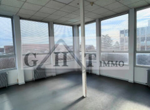 BUREAU DE 93m² A LA LOCATION A LE PLESSIS-BELLEVILLE ; 1590 60330 Le plessis belleville