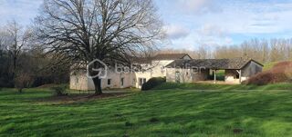  Maison � vendre 9 pi�ces 400 m�