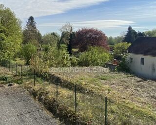  Terrain à vendre 679 m²